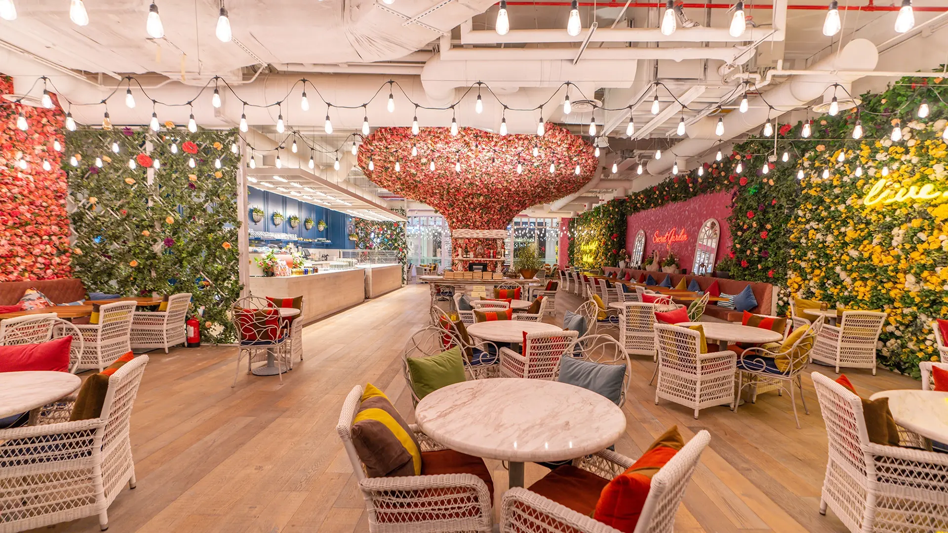 L'ETO Caffe & Secret Garden